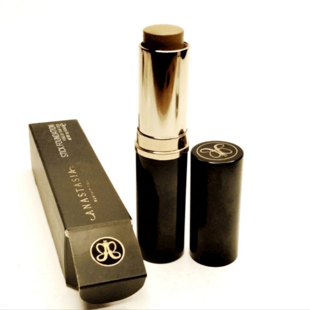 Anastasia Beverly‎ Hills Foundation stick Buildable Cream ALMOND contour